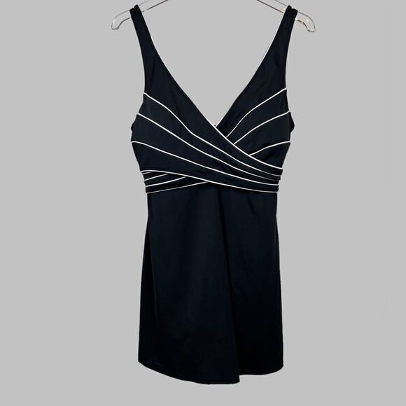 TROPICAL ESCAPE Bathing Suit with built in skirt in Black Size 12 - Picture 1 of 5